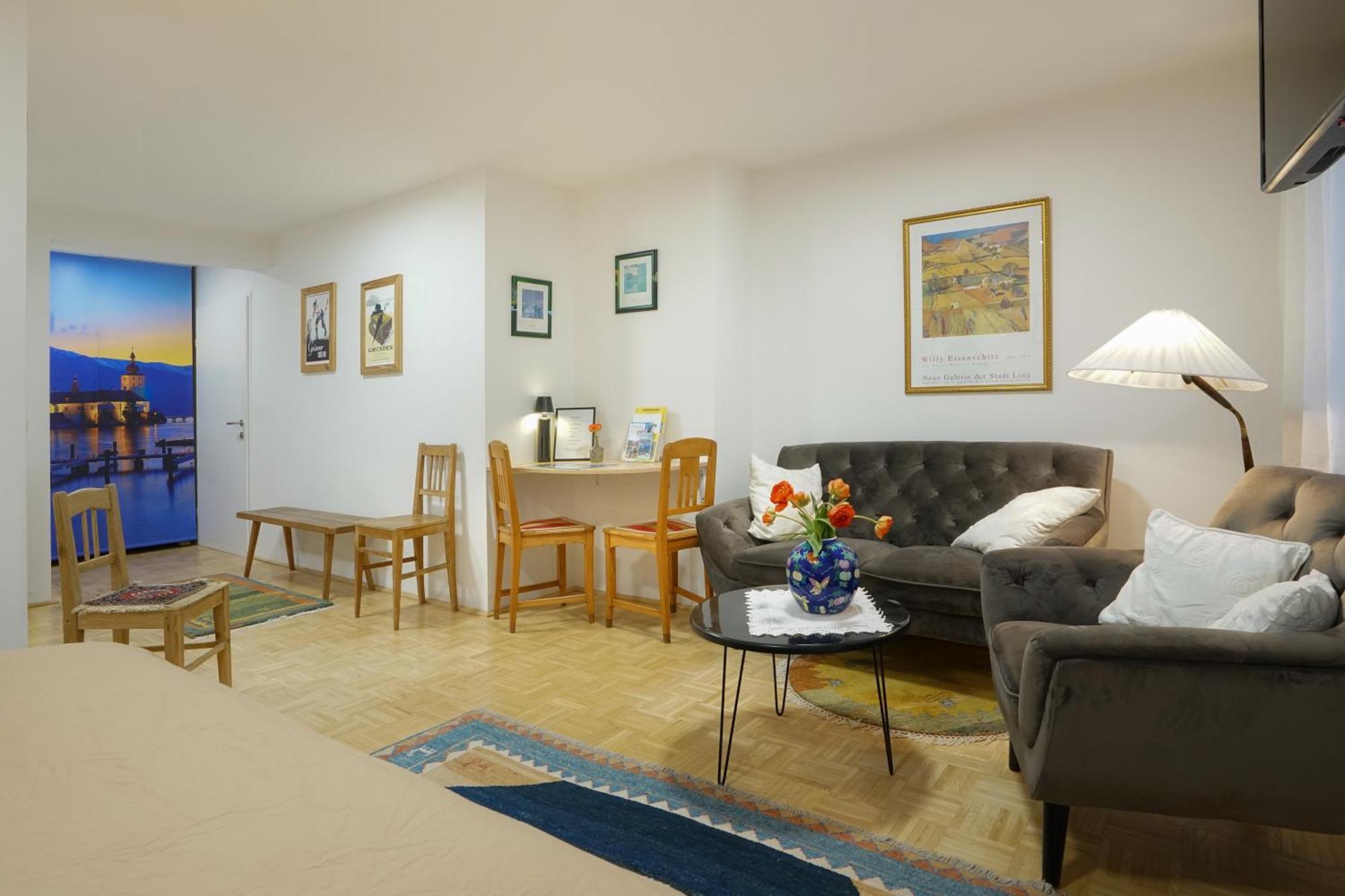 Homely Apartment In The Center With Garden View 格蒙登 外观 照片